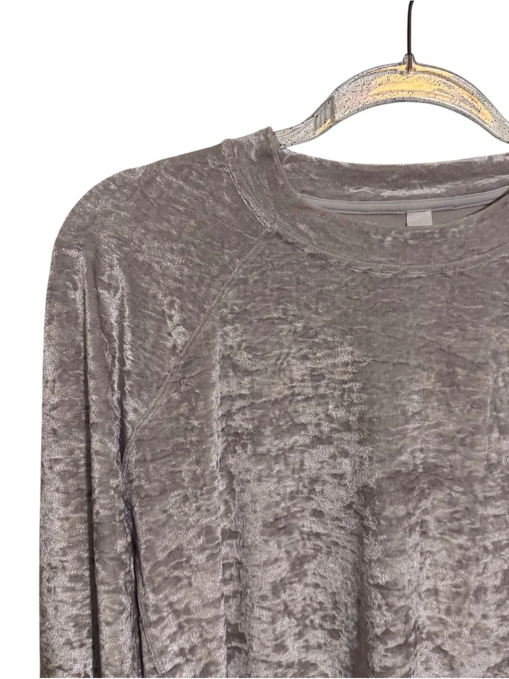 Lululemon Size 10 Silver Warm Down Crushed Velvet Top Gray Velour Athletic Gym